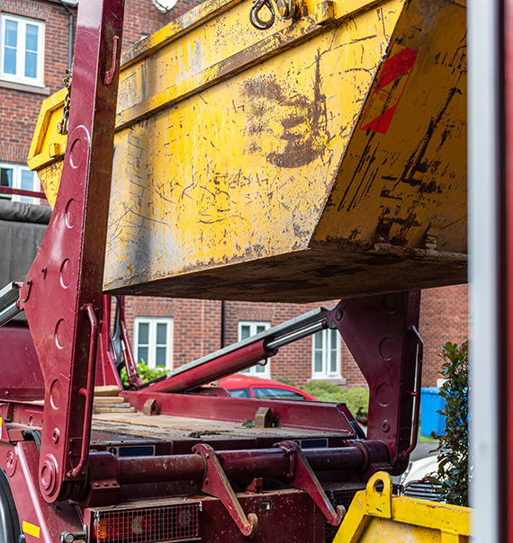 Cheap Maxi Skip Hire Near Me Longsight